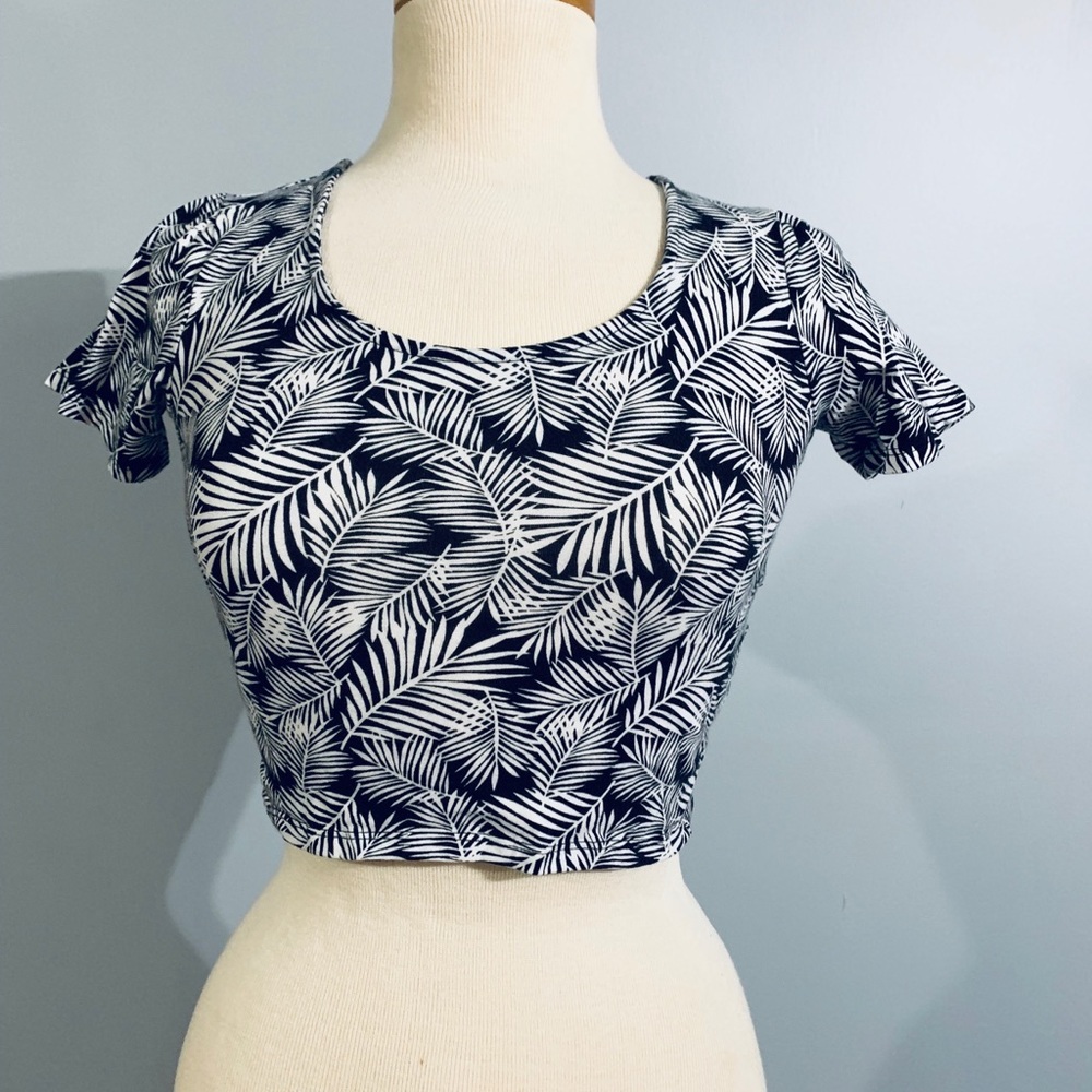 NWOT. Charlotte Russe crop top.